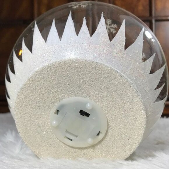 Sorelle Blown Glass Lighted Snowman Snowflake Globe Ornament - Picture 7 of 13